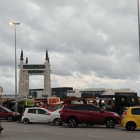 Homestay Kuala Terengganu Near Batu Burok, Hospital Hsnz, Ktcc Mall, Drawbridge C Kültér fotó